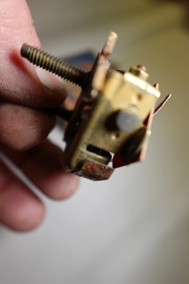 Cadillac 1946 calibre de combustible N.O.S. CADILLAC SERIE 62 FLEETWOOD CALIBRE AC VINTAGE Foto 4 de 4