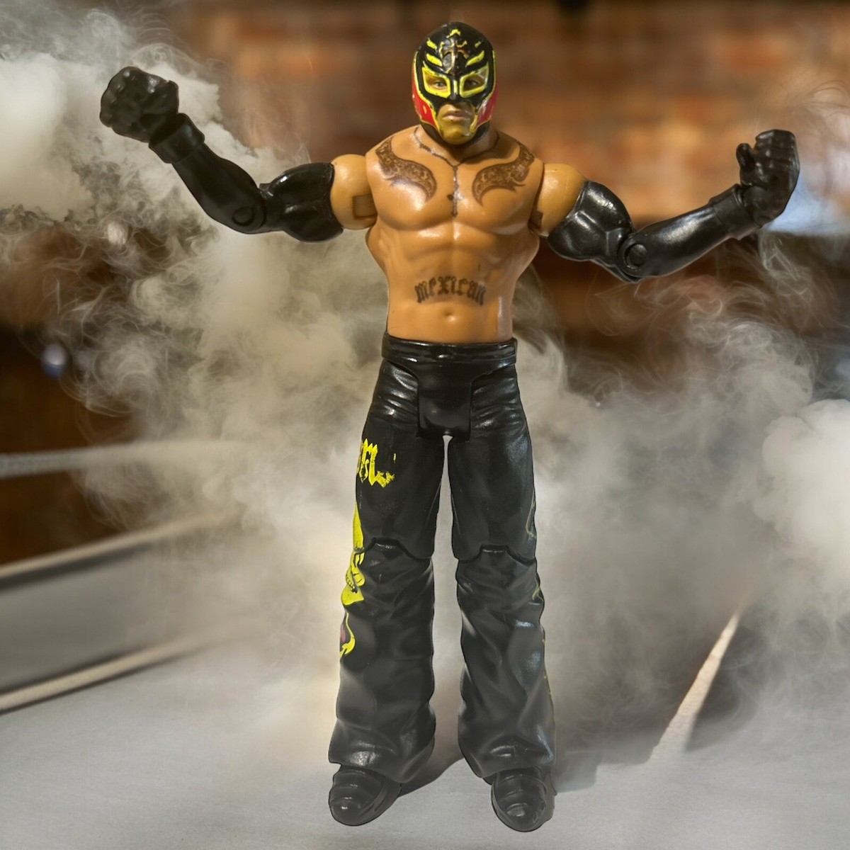 WWE』MYSTERIO マスク付きフィギュア WWE』MYSTERIO マスク付き WWE』MYSTERIO マスク付きフィギュア WWE』MYSTERIO マスク付き