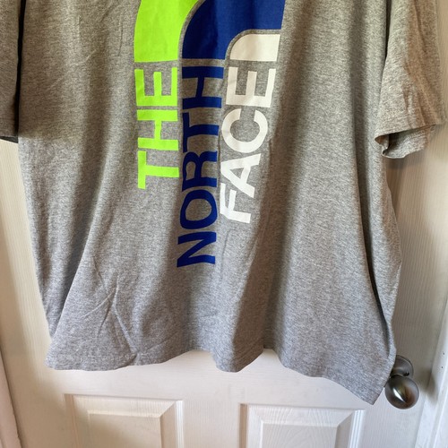 Camiseta gráfica The North Face para hombre talla 2XL manga corta gris algodón orgánico - Imagen 5 de 8