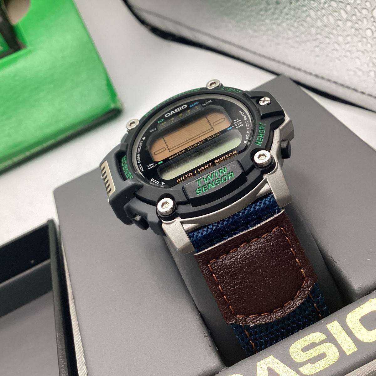 CASIO PROTREK TWIN SENSOR 腕時計 Buy Vtg Casio Men's 1405 Twin Sensor Alti-Thermo Pathfinder