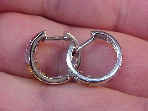 ESTATE MULTI GEMSTONE HUGGIE HOOP EARRINGS 14K WHITE GOLD - Picture 3 of 9