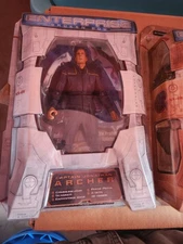 Star Trek Enterprise Figure, Voyager Figure, and movie glass set