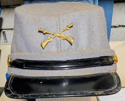 Civil War Era Confederate Kepi with Rifle Insignia