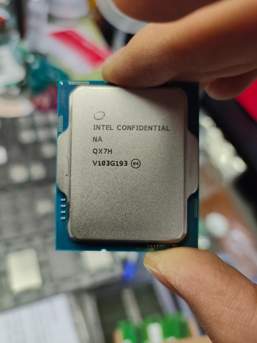 Intel Core i9-12900KF 12th Gen 1.2GHz 8+8 16Core CPU Intel Core i9-12900KF 12th Gen 1.2GHz 8+8 16Core CPU