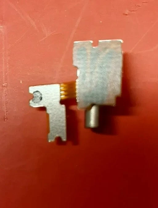 MOTORINO VIBRAZIONE HUAWEI P9 LITE ORIGINALE. RILASCIO GARANZIA ANCHE SE USATO - Immagine 2 di 2