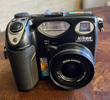 Nikon Coolpix 5000 Parts Only