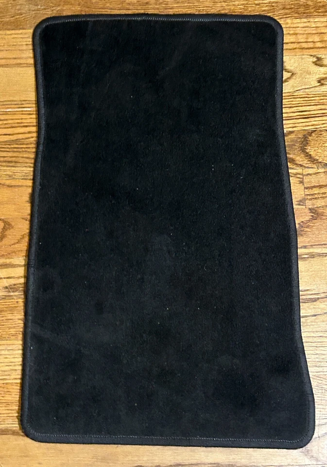 Alfombrillas de repuesto negras para Chevrolet Camaro 2016-2017 OEM Foto 3 de 4