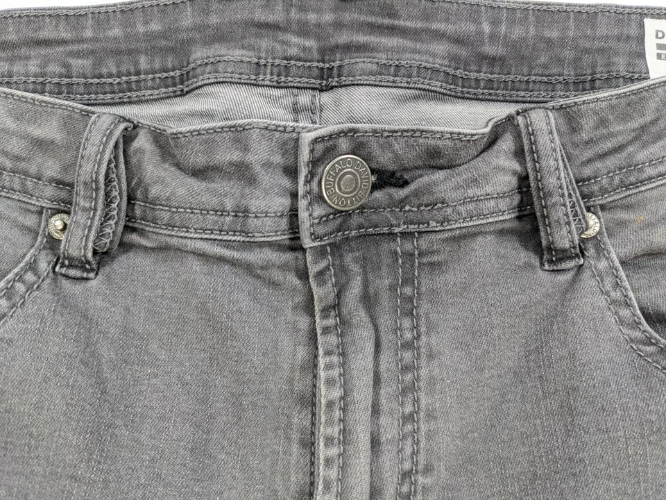 Pantalones de mezclilla grises Buffalo David Bitton Driven-X para hombre 38x25 longitud corta alterada Foto 2 de 4