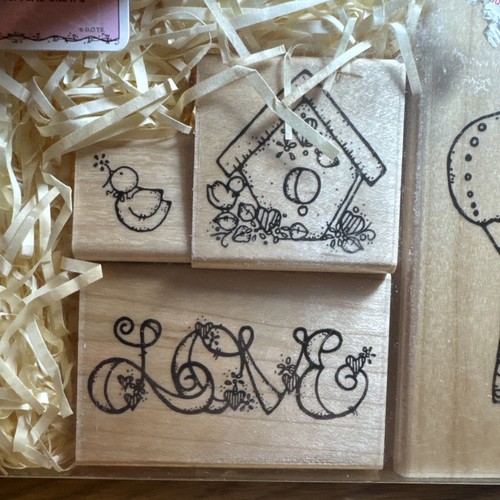 DOTS Miss June - VICTORIA Rubber Stamp Set of 4 Wood Mounted BIRD HOUSE LOVE NIP - Picture 3 of 10