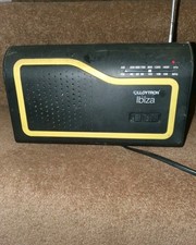 Lloytron Portable Radio AM/FM