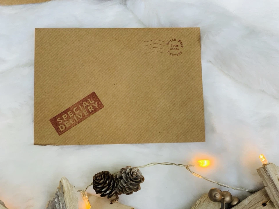 TOY BOX ON THE BOOK SHELF From Santa, North Pole Stamped On The Elf Letter Envelopes X 5, Elf Props, Xmas