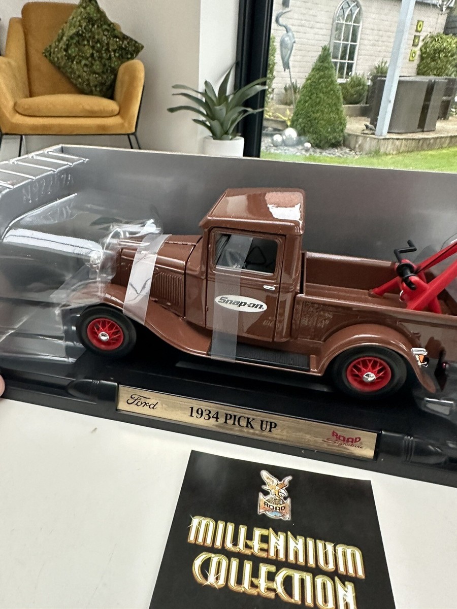 1934 Vintage 1/18 Ford Wrecker Truck Snap On Tools - Flat Head V8