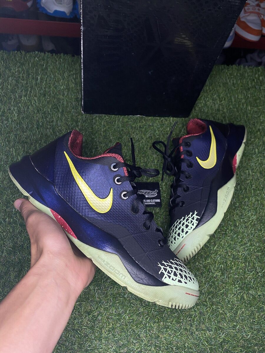 Size 10.5 - Nike Zoom Kobe Venomenon 4 Glow In The Dark | | eBay Size 10.5 - Nike Zoom Kobe Venomenon 4 Glow In The Dark | | eBay