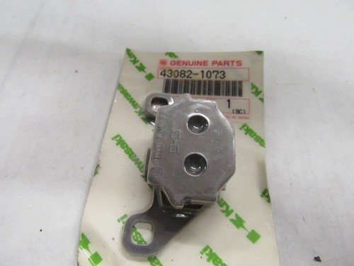 Kawasaki NOS NEW 43082-1073 Brake Pad Assy KX KX500 KX250 KX125 - Picture 2 of 2