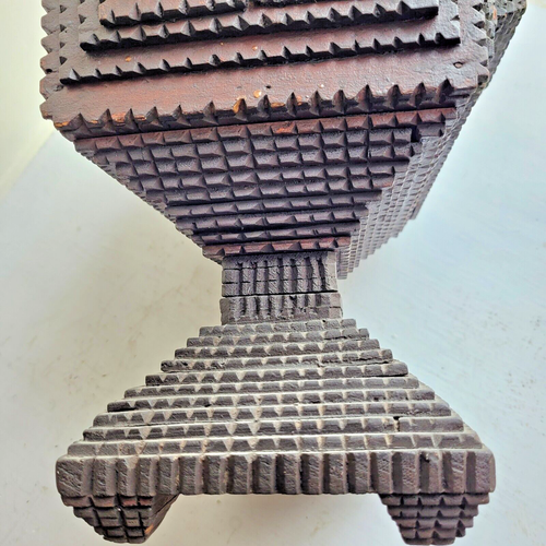 TRAMP ART MAJESTIC LARGE PEDESTAL STAND - Picture 7 of 13