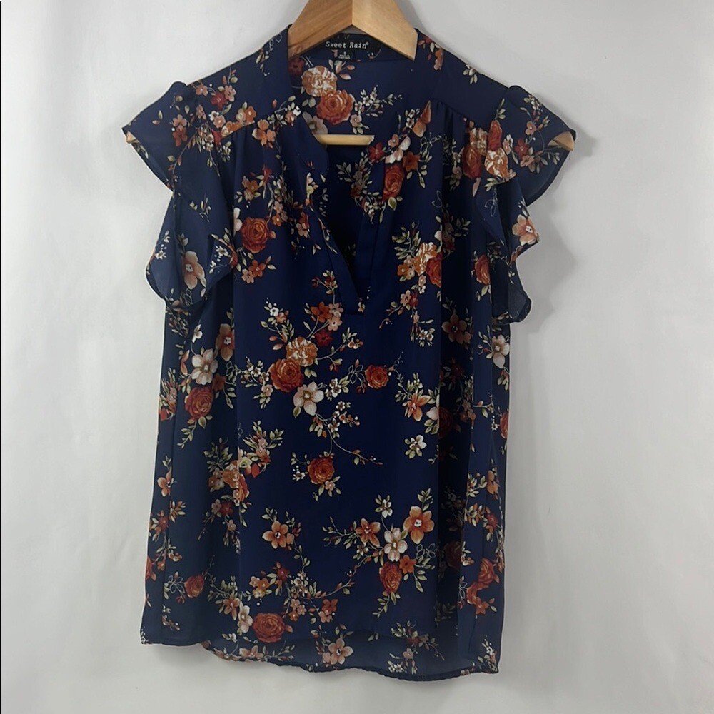 Sweet Rain Flowing Blue Floral Ruffled Cap Sleeve Feminine V-Neck Blouse Size S