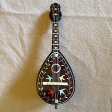 Teardrop Mandolin Bouzouki/Polished Bakelite Brown W/Birds music box broken