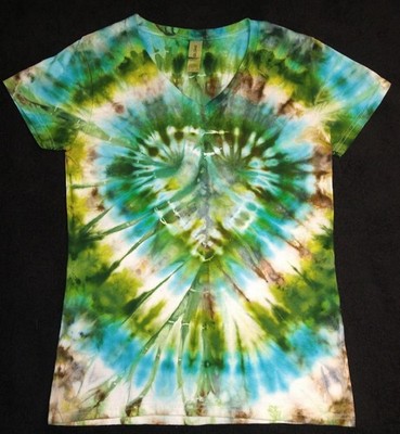 Green, Blue & Brown Heart Ice Dye Tie Dye Women's V Neck Shirt ~ Sz S