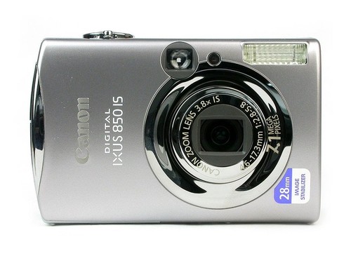 Good Condition-Canon IXUS 850is Digital Camera -Easy-to-use-With SD Card Charger