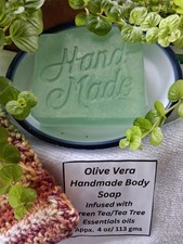 OLIVE OIL & ALOE VERA HANDMADE BODY SOAP W/ G...