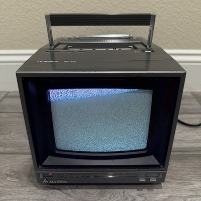 1982 Quasar UP1762UJ Solid-state Portable TV AC/DC Tested Working