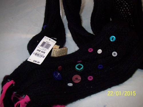 AMERICAN RAG Crafty Scarf - Classic Black Hot Pink Accents & Buttons New w/ TAGS - Picture 1 of 3
