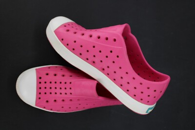 Native Shoes Jefferson Pink size J3 Big Kids