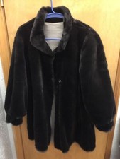 Luxurious Elements Size M Women's Brown Faux Fur Reversible Coat A494