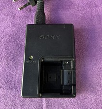 Genuine Sony BC-CS3 Battery Charger for NP-BD1 NP-FD1 NP-FR1 NP-FT1 NP-FE1