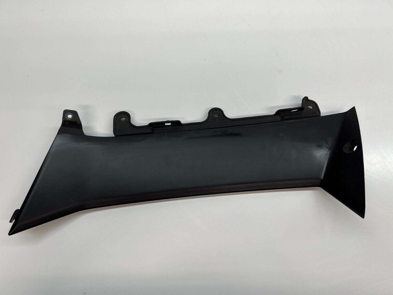 LAMBORGHINI AVENTADOR 700 720 DRIVER SIDE BUMPER FENDER TRIM OEM 470854775A