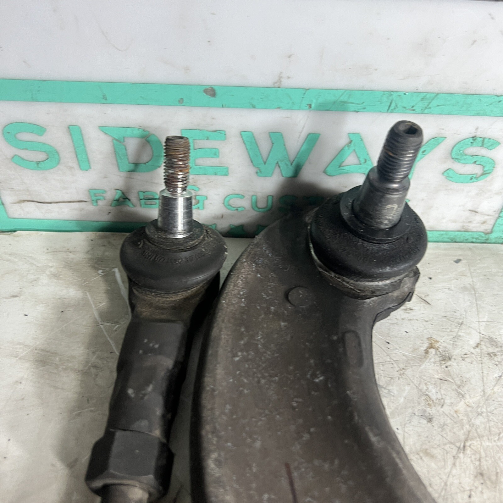 03-08 Maserati Quattroporte Left Rear Control Arm Set M139 Upper Lower Toe