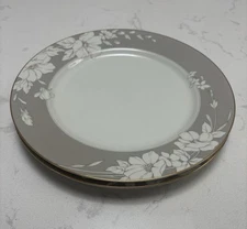 Set Of 2 Mikasa Grande Ivory Gold Rim Dinner Plates Gray Finesse 10 3/4"