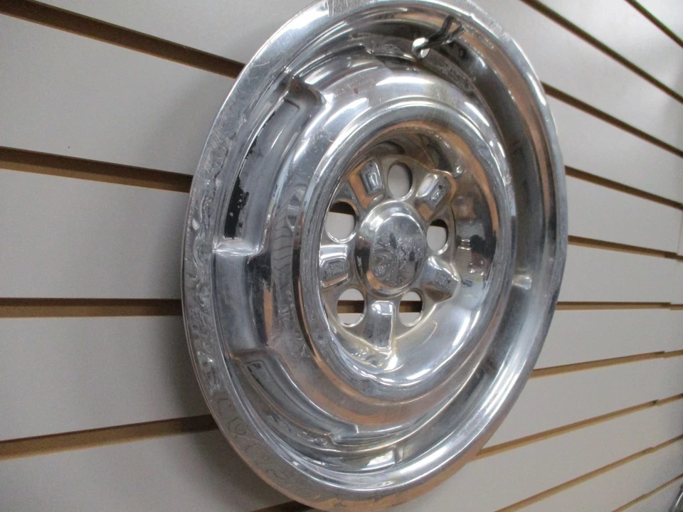 Tapacubos cubierta rueda trasera Mercury Comet Cyclone 1965 1966 1967 OEM 65 66 67 604 Foto 3 de 4