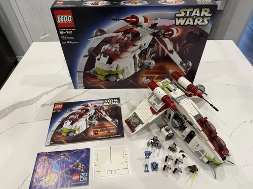 LEGO Star Wars Republic Gunship 7163 Set Box 686pcs Minifigures Episode II