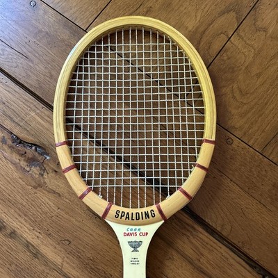 JOLIE ET ANCIENNE Raquette De Tennis 1920-30 En Bois Pas Courante EUR