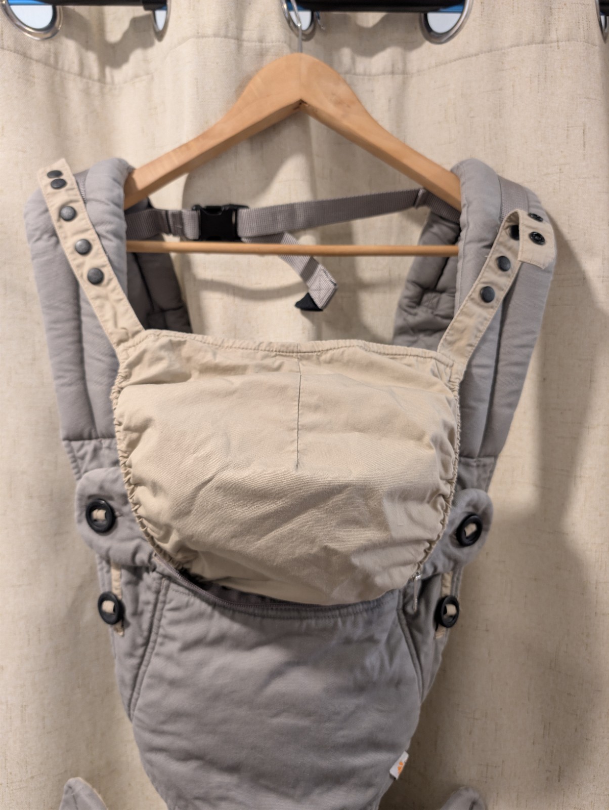 Ergobaby 360 All-Position Baby Carrier Gray Beige