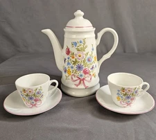 Small Tea Set Or Childs Tea Set Cups Saucers Floral Reutter Porzellan Germany