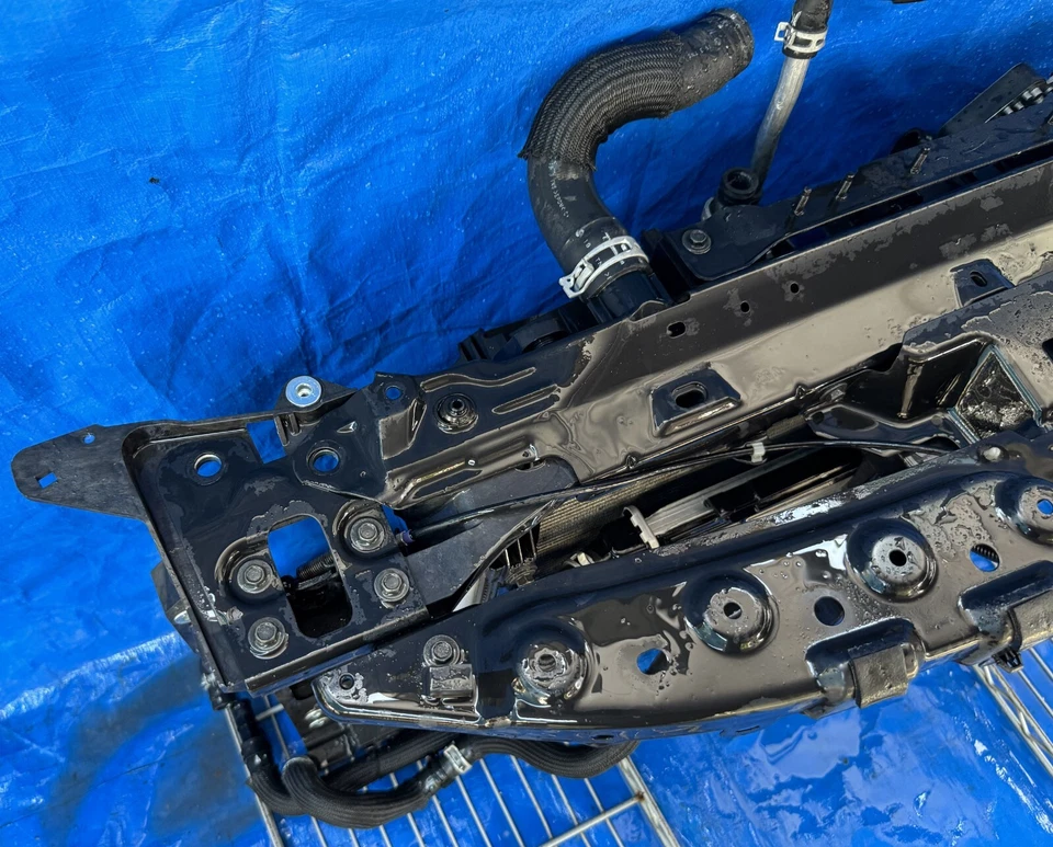 Infiniti Q50 Q60 2016-2020 montaje de soporte de radiador 3,0 L # ML1-RS533 Foto 4 de 4