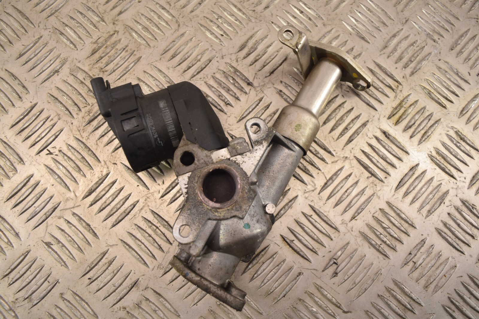 BMW 1 3 SERIES E81 E87 E90 E91 116I 318i 320i N43 GENUINE EGR VALVE