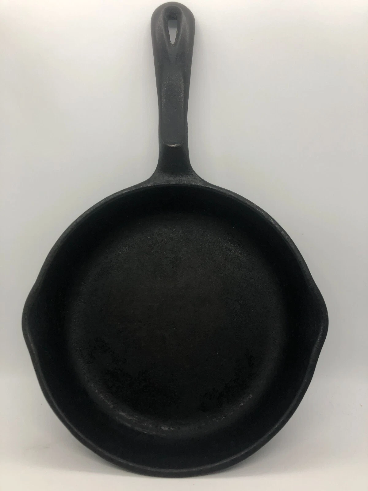 Wagner's 1891 Original 8 Inch Cast Iron Frying Pan Made in USA