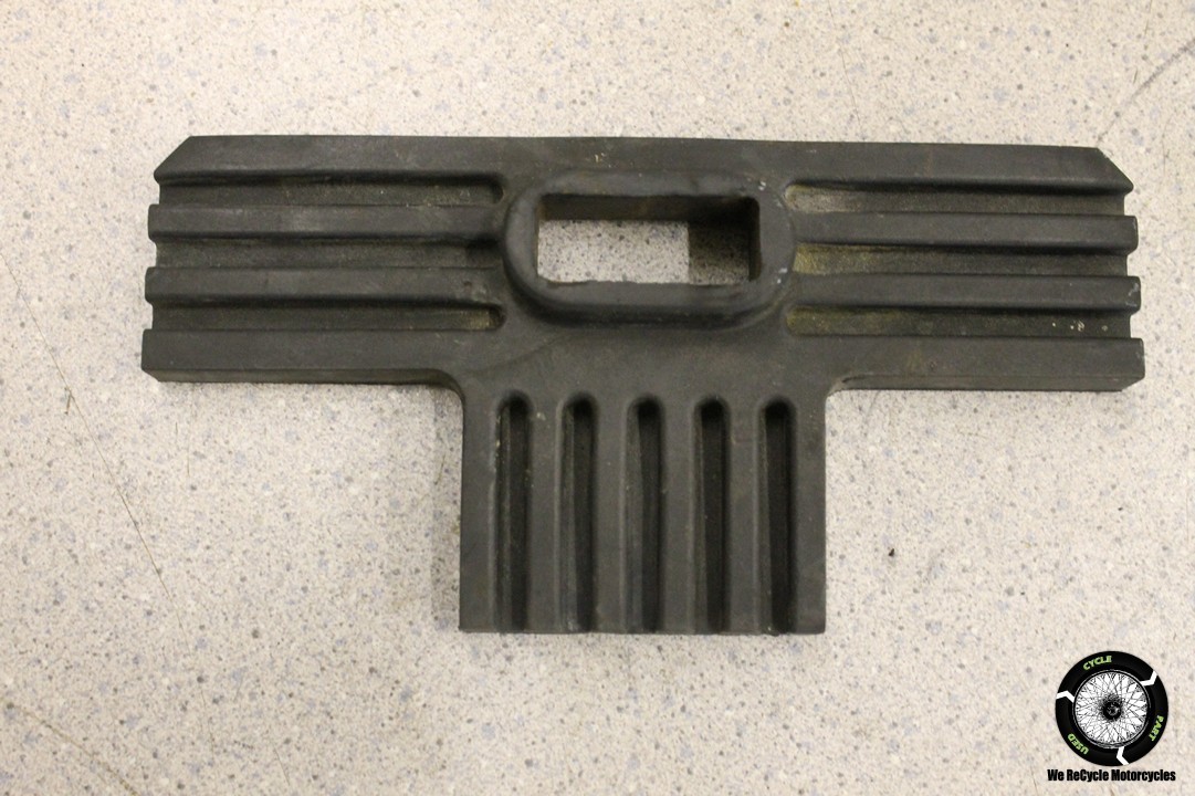 1996 YAMAHA XJ 600 S SECA RUBBER TANK MOUNTING PAD OEM 96 XJ600 eBay