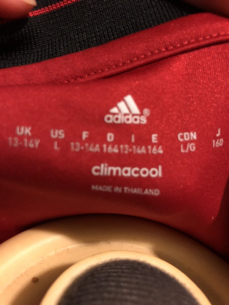 Adidas us outlet manchester united gratis