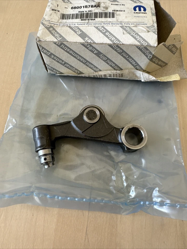 VW Seat Skoda Audi a4 a6 golf 2.0 Tdi PD Roller Valve Rocker Arm 03G109411C - Image 2 of 4