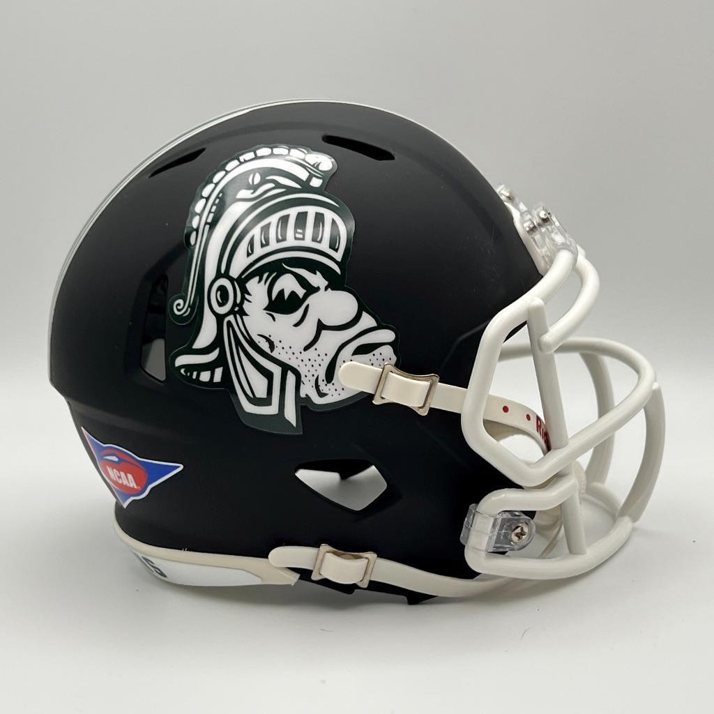 custom foam football helmet 3D Printed Coqui Engineering & 3D Printing Show team spirit with an inflatable Inflateme football helmet Custom Replica Football Helmet Close