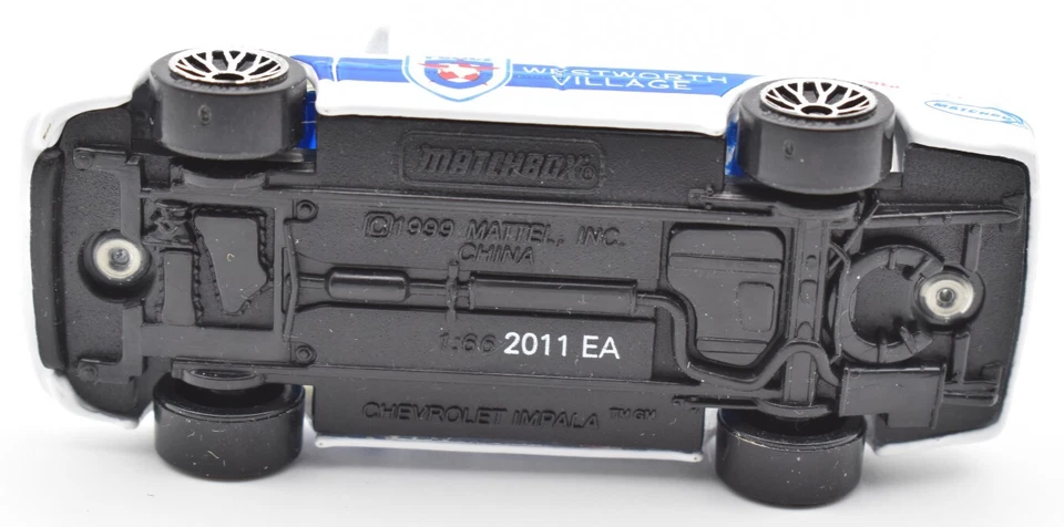 Matchbox Superfast Chevy Chevrolet Impala Police 1:66. MBX 53/2001 - Image 3 of 3