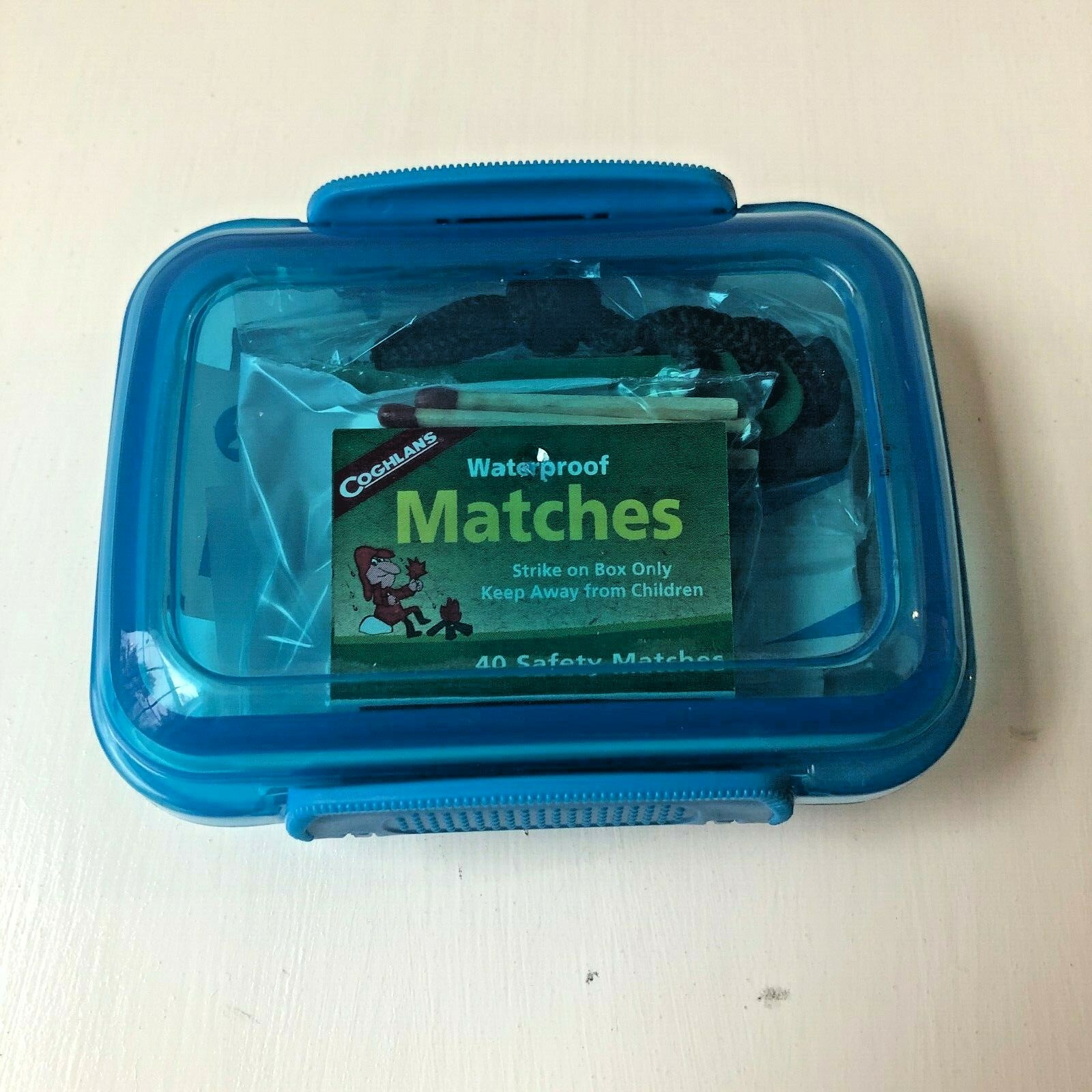 Waterproof Fire Starter Kit Matches Petroleum Jelly Flint Case Prepper