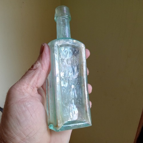 1860s LYON'S KATHAIRON FOR THE HAIR NEW YORK AQUA PRIVY DUG BOTTLE BOLD EMB - Picture 10 of 12