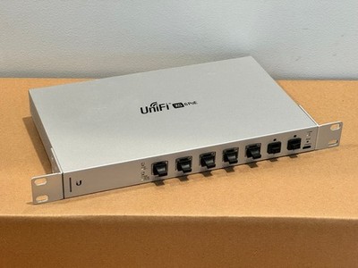 Ubiquiti UniFi XG 6 PoE 6-Port 10GbE Fully Managed Rack Switch US-XG-6POE