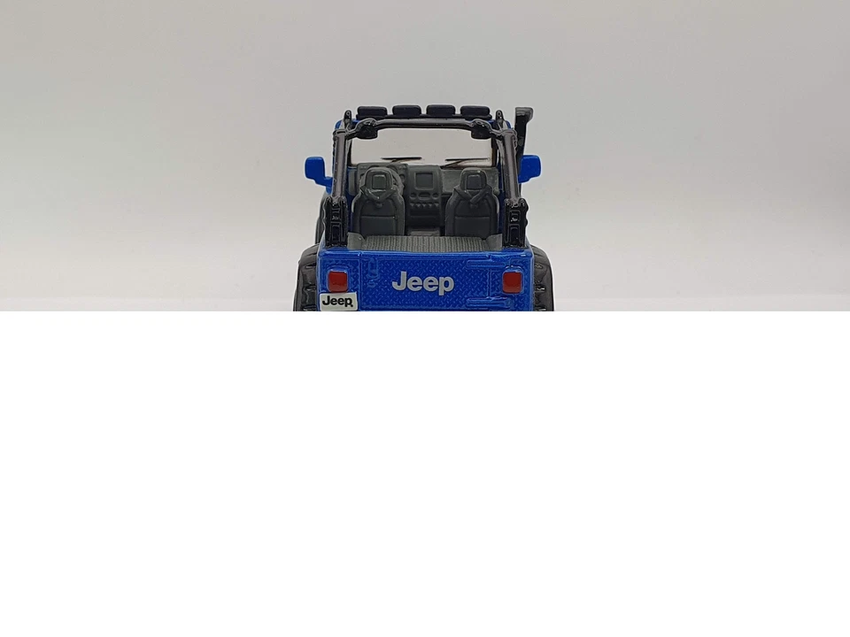 Jeep Wrangler Rubicon Maisto 1/35 - Immagine 4 di 4