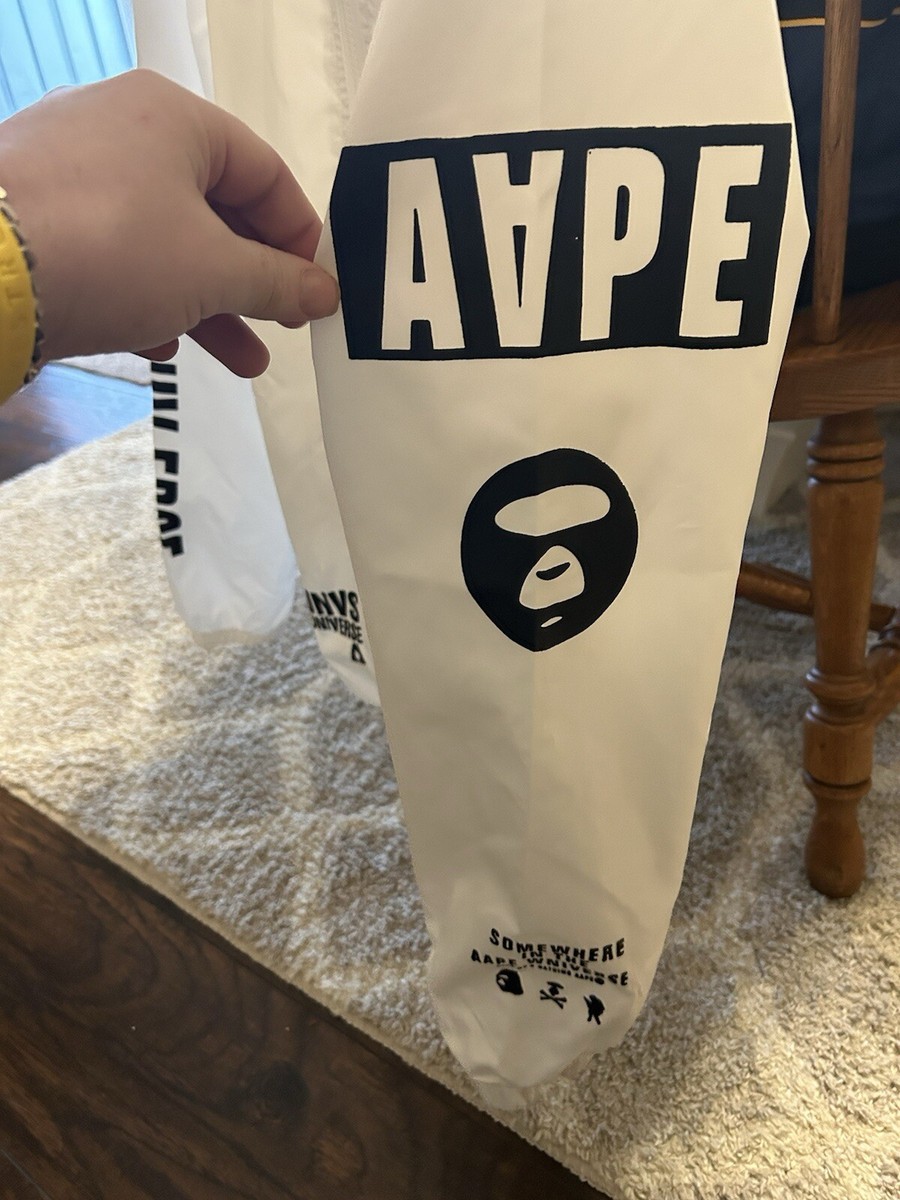 AAPE ホワイト ナイロンジャケット L AAPENOW AAPE AAPENOW Light Weight Jacket | Bape official website